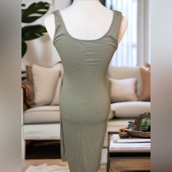 NWOT SHEIN faux wrap around dress - Picture 3 of 10